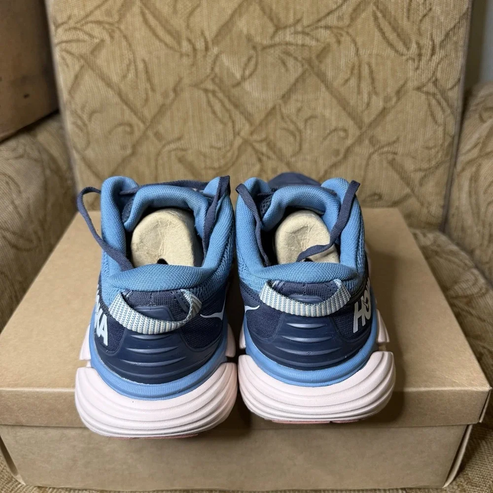 Hoka One One excellent pre